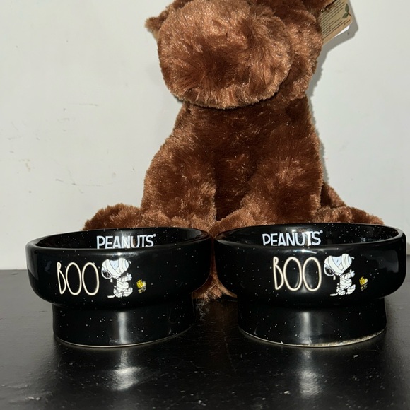 RAE DUNN PET DISHES - Picture 1 of 3